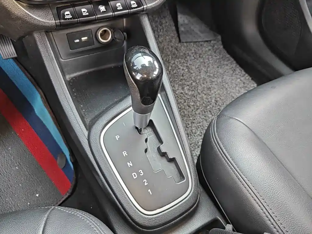 Hyundai Verna — миниатюра 14