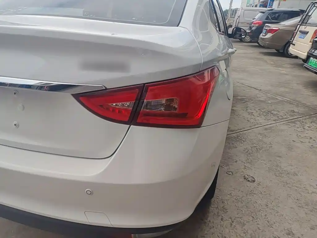 Chery Arrizo 5 — миниатюра 8