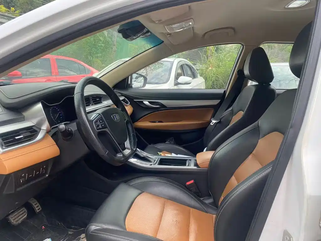 Geely Vision S1 — миниатюра 6
