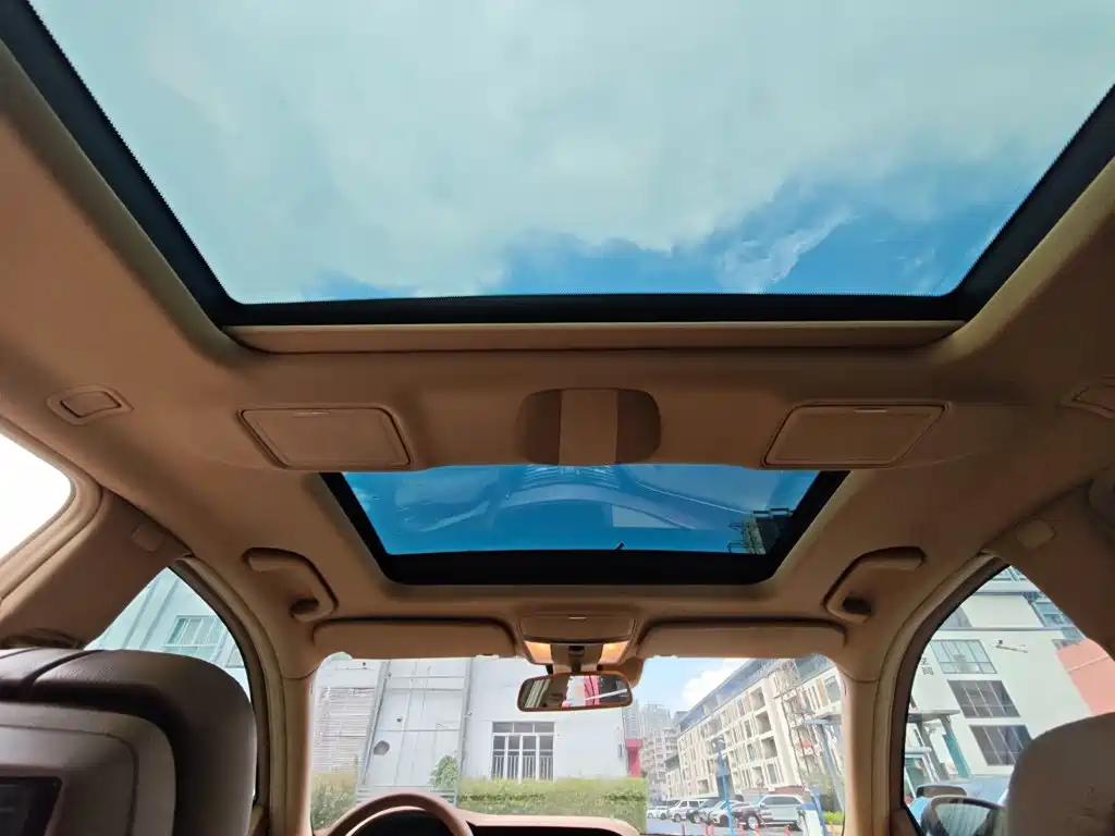 Mercedes-Benz S-Class — миниатюра 20