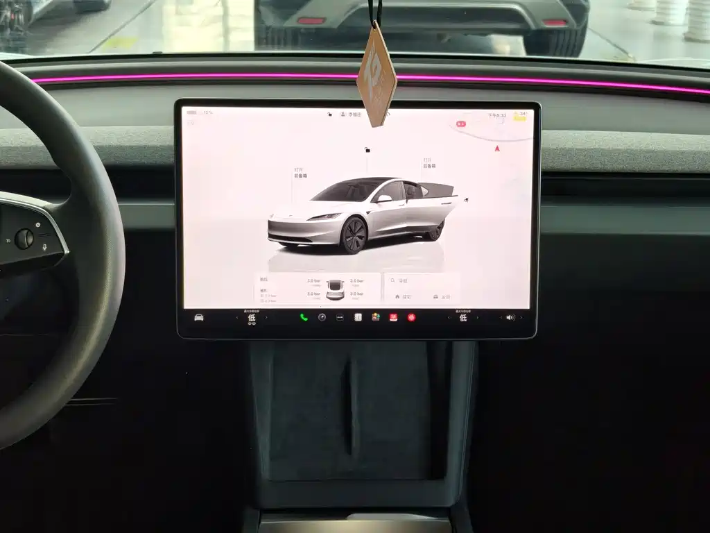 Tesla Model 3 — миниатюра 11