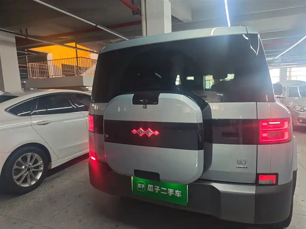 Fangchengbao Leopard 7 7 2025 200KM Max