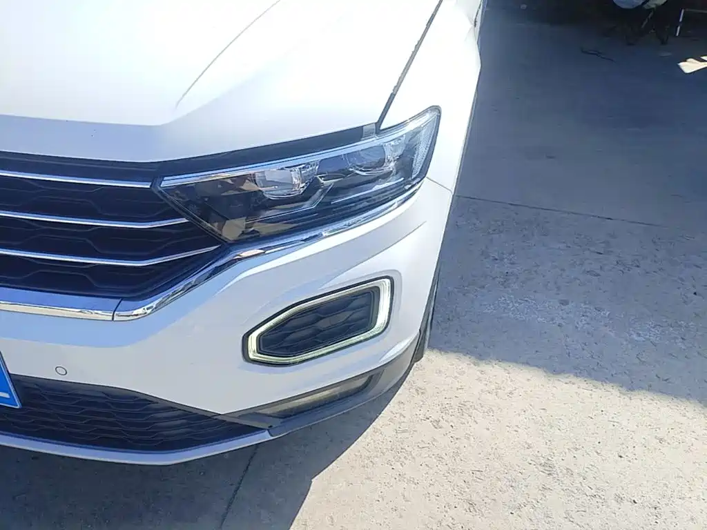 Volkswagen T-Roc — миниатюра 24