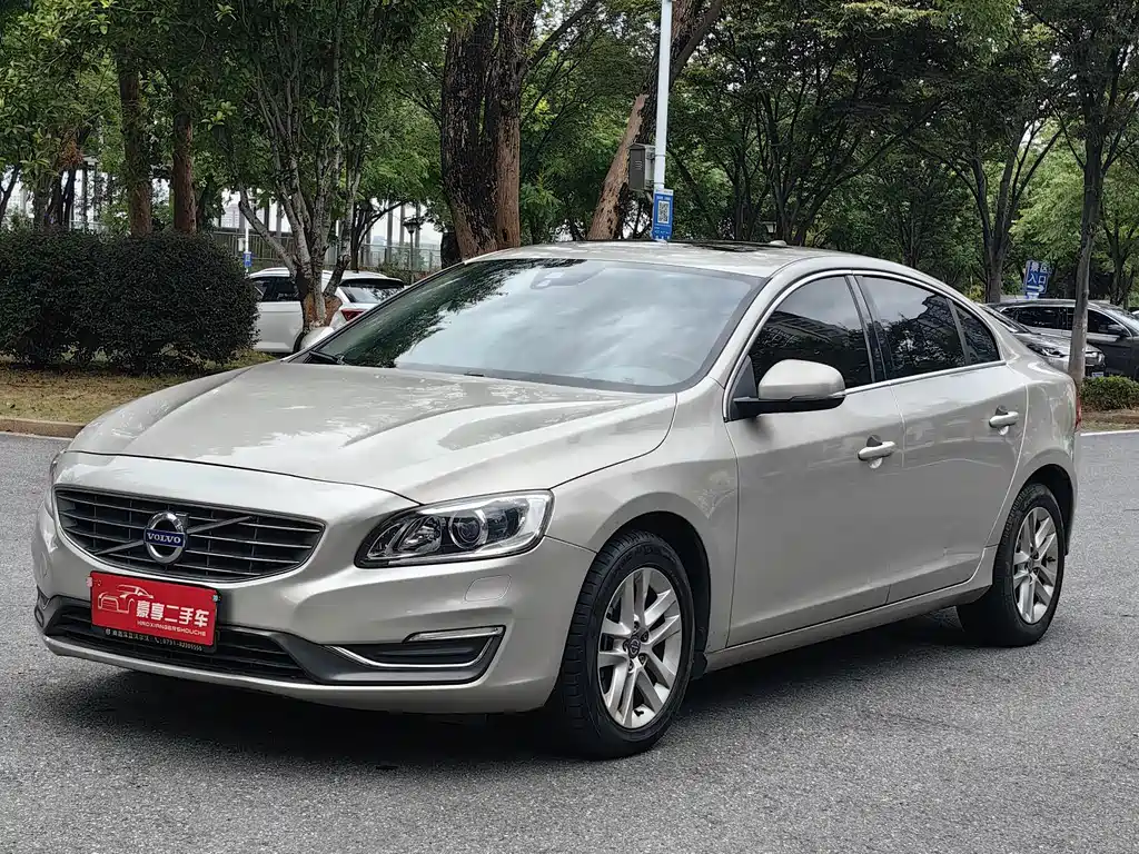 Volvo S60