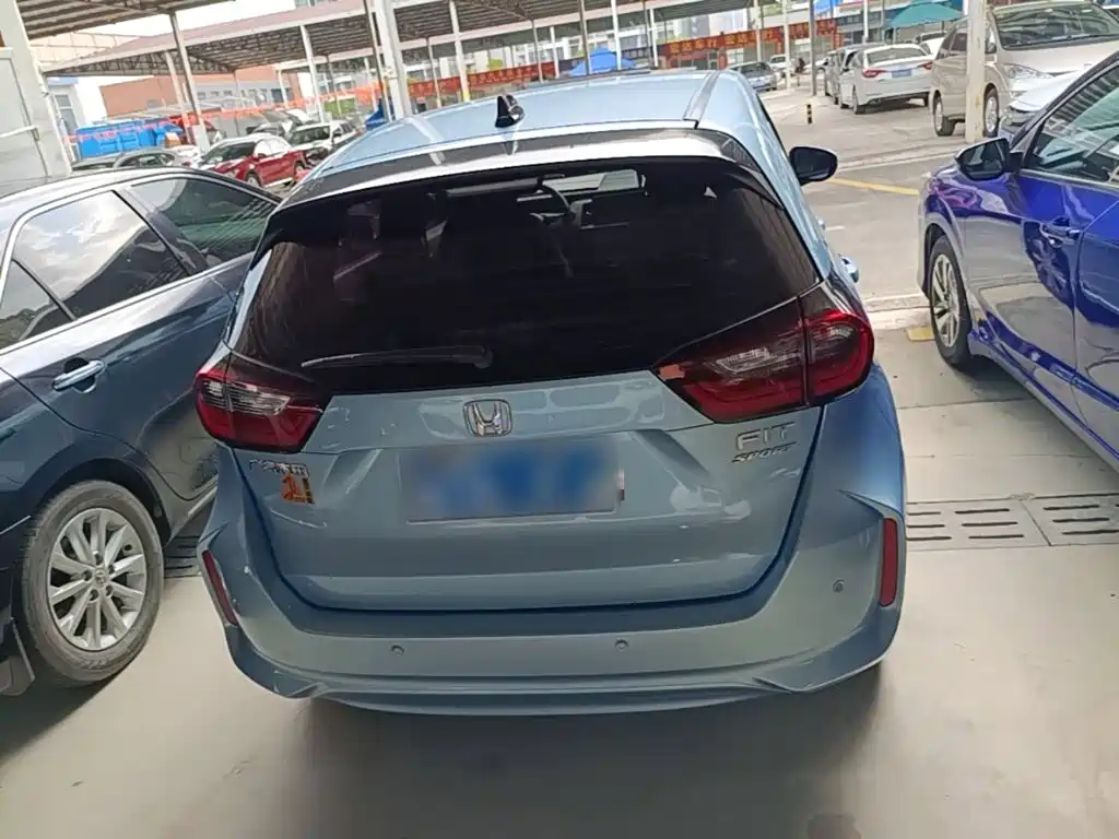 Honda Fit — миниатюра 6
