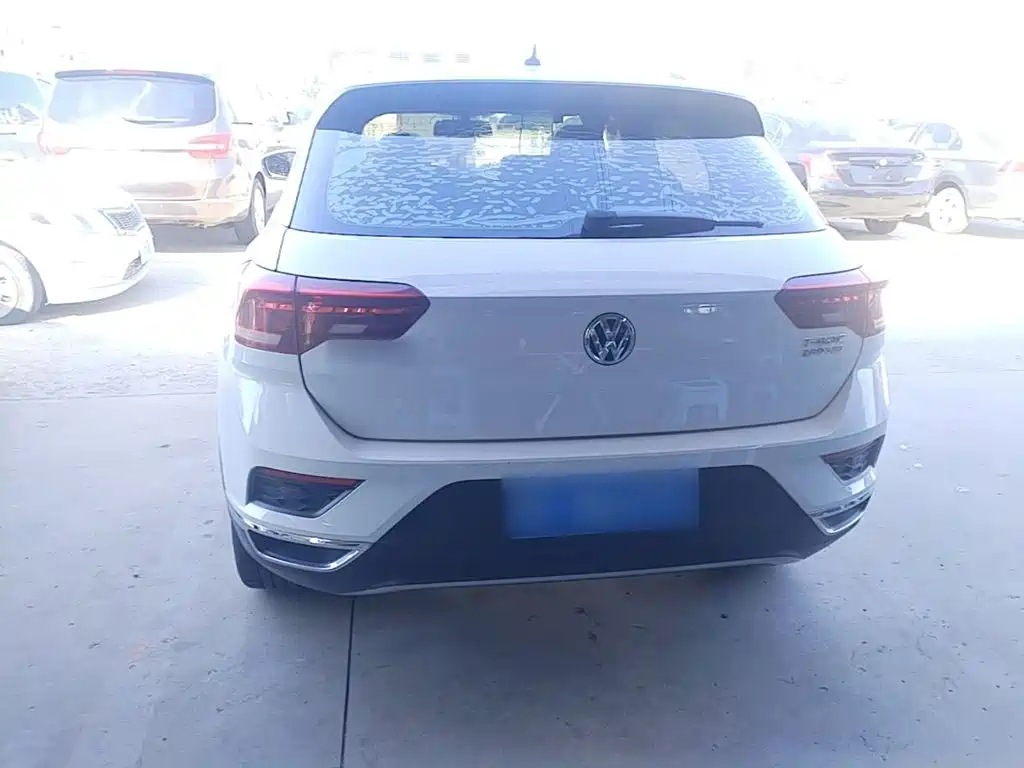 Volkswagen T-Roc — миниатюра 6