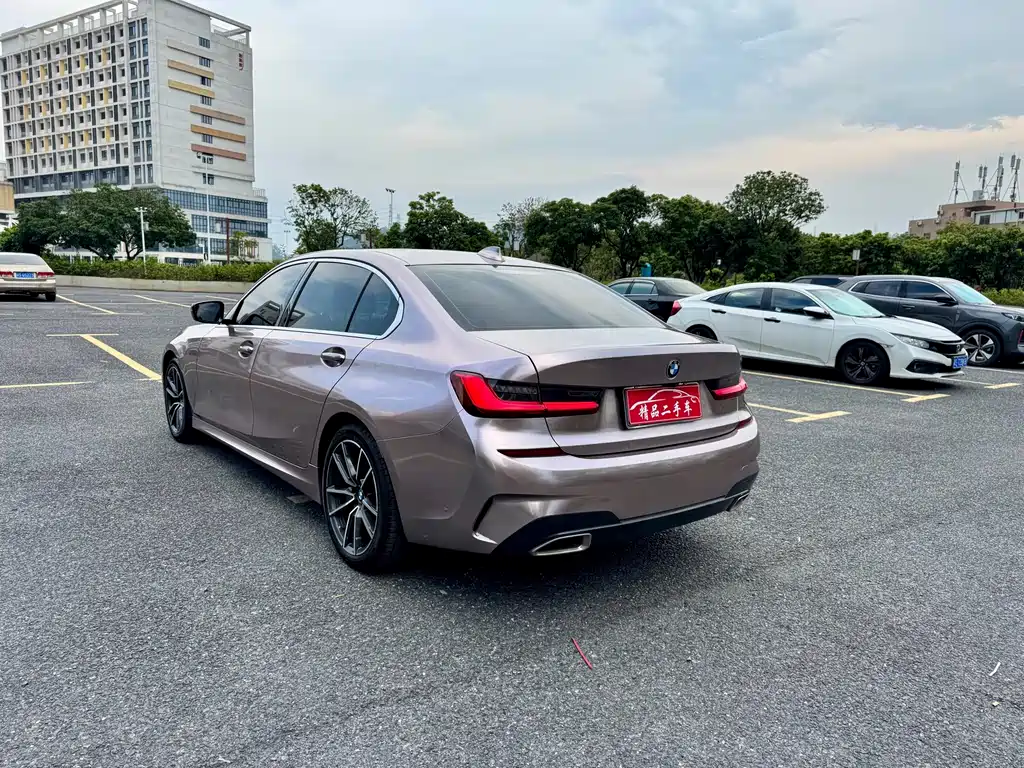 BMW 3 Series — миниатюра 4