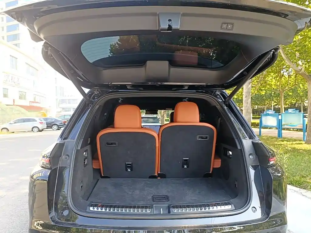 Li Auto Li L8 — миниатюра 19