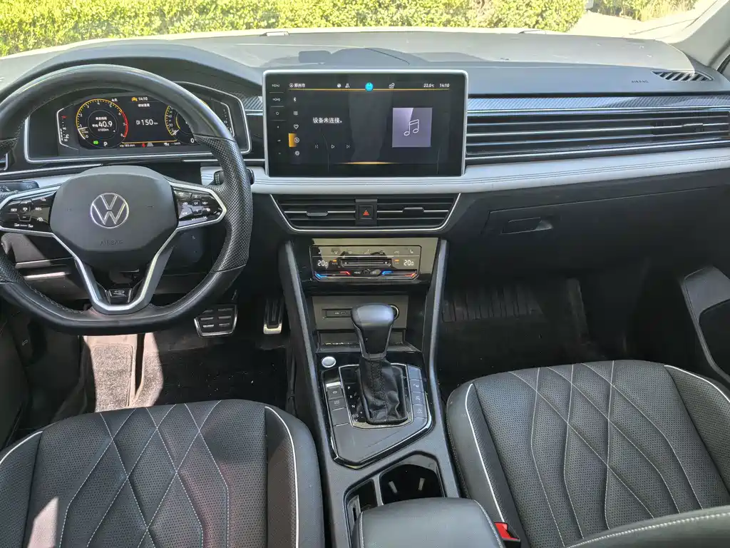 Volkswagen Tiguan L — миниатюра 7