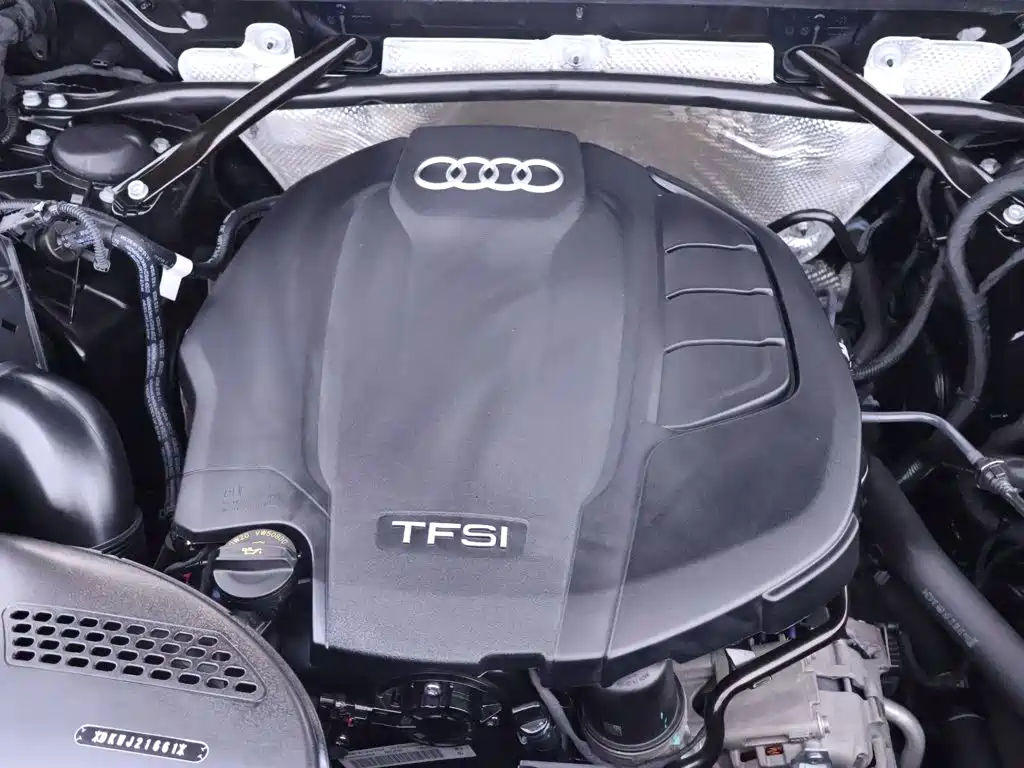 Audi Q5L — миниатюра 24