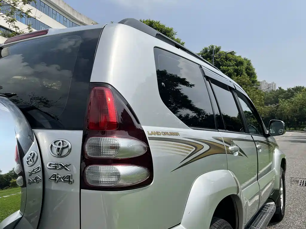 Toyota Prado (Import) — миниатюра 10