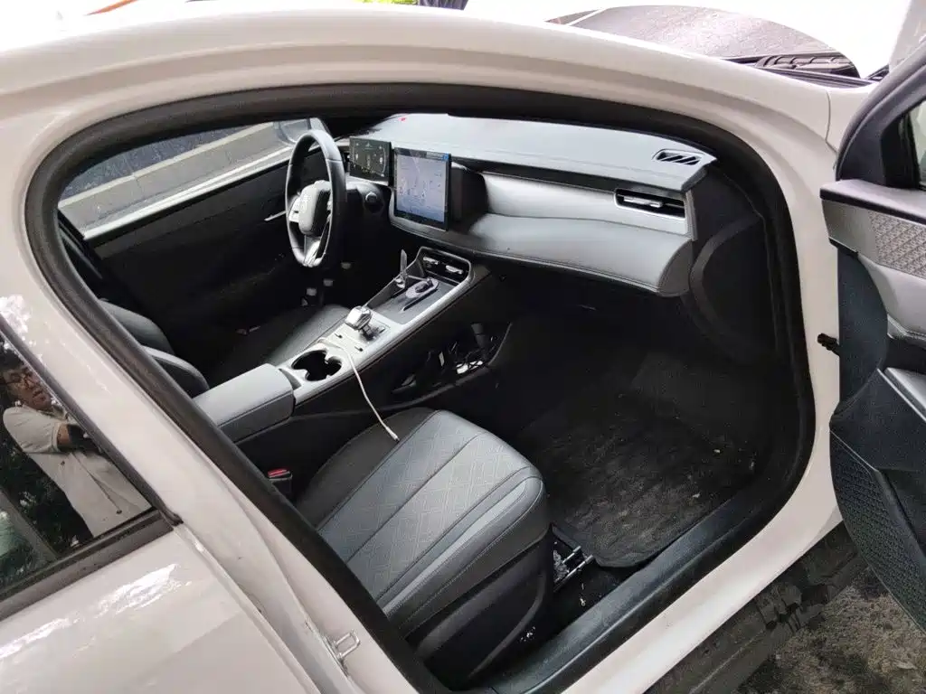 BYD Qin PLUS — миниатюра 19