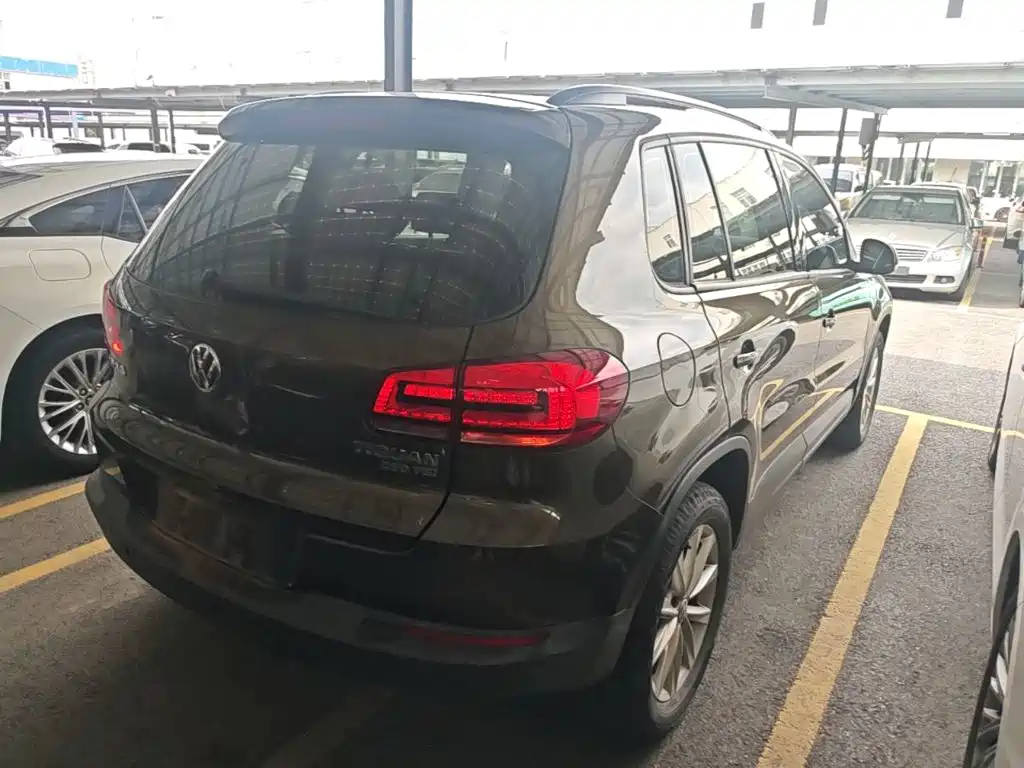 Volkswagen Tiguan — миниатюра 7