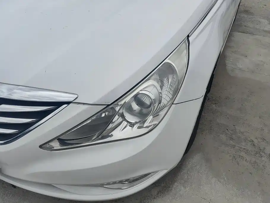 Hyundai Sonata — миниатюра 5