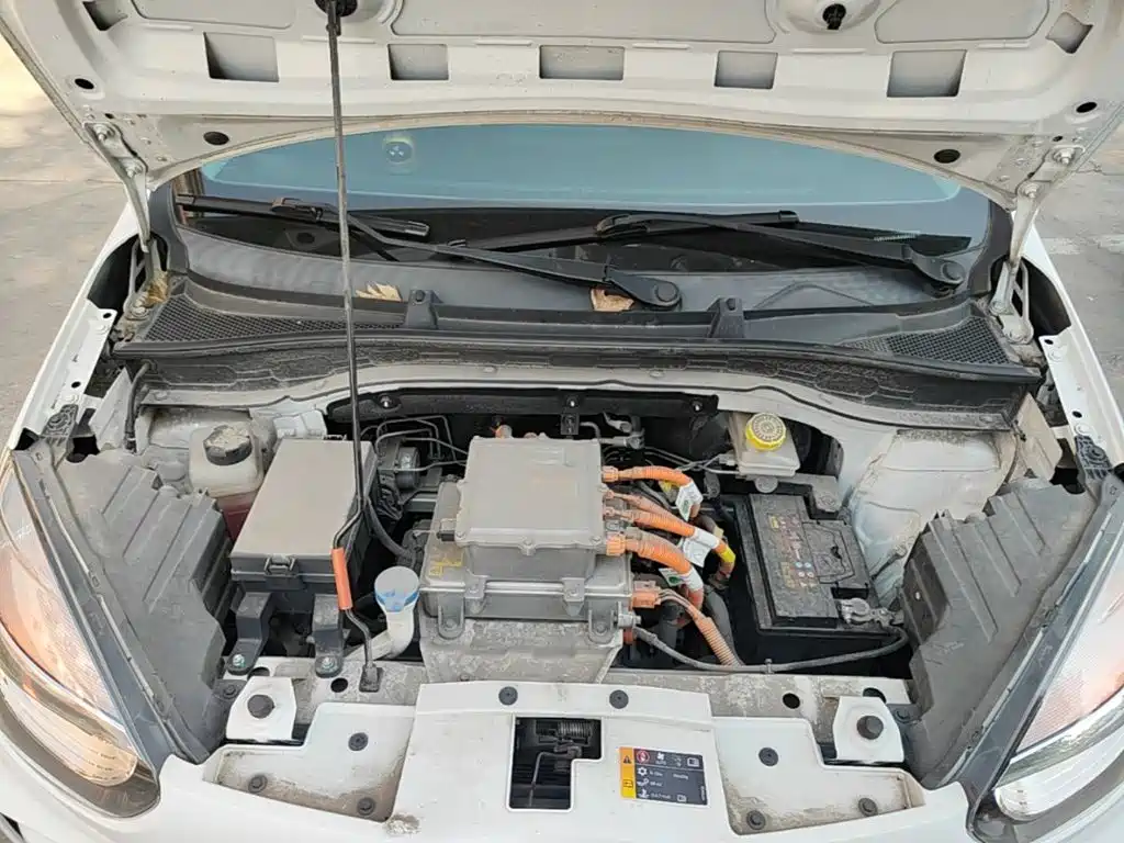 Roewe Clever — миниатюра 20