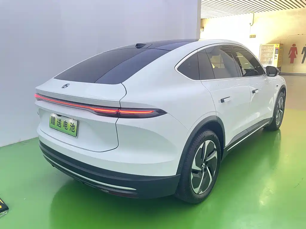 NIO EC6 — миниатюра 22