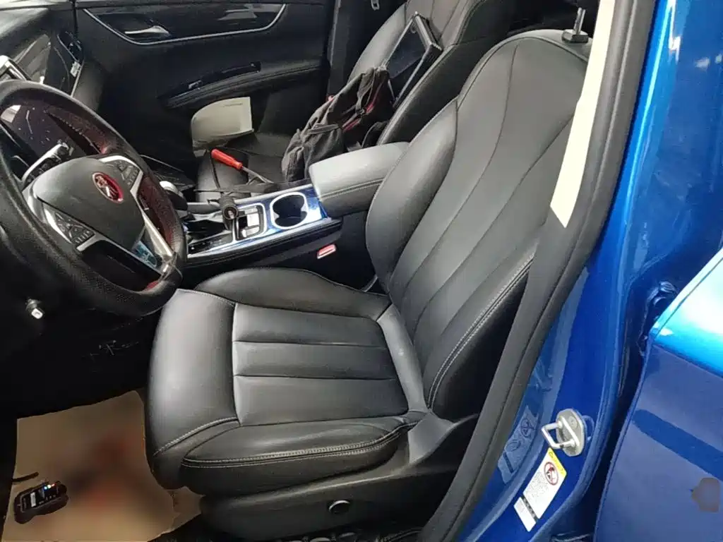 BYD MAX — миниатюра 15