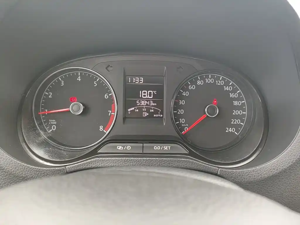 Volkswagen Polo — миниатюра 12