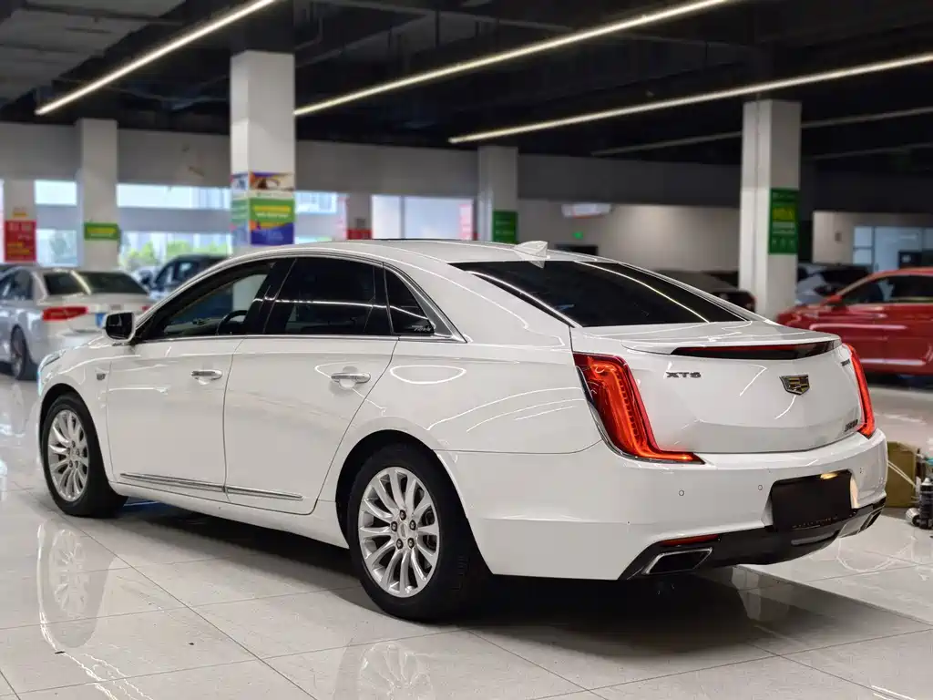 Cadillac XTS — миниатюра 5