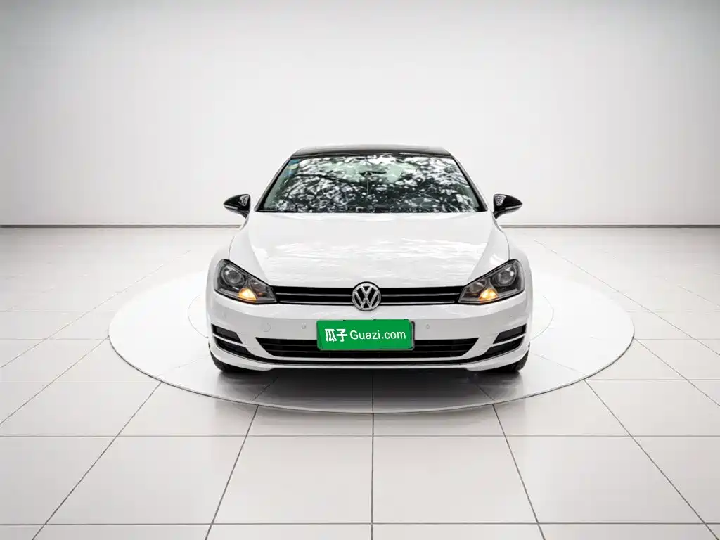 Volkswagen Golf — миниатюра 2