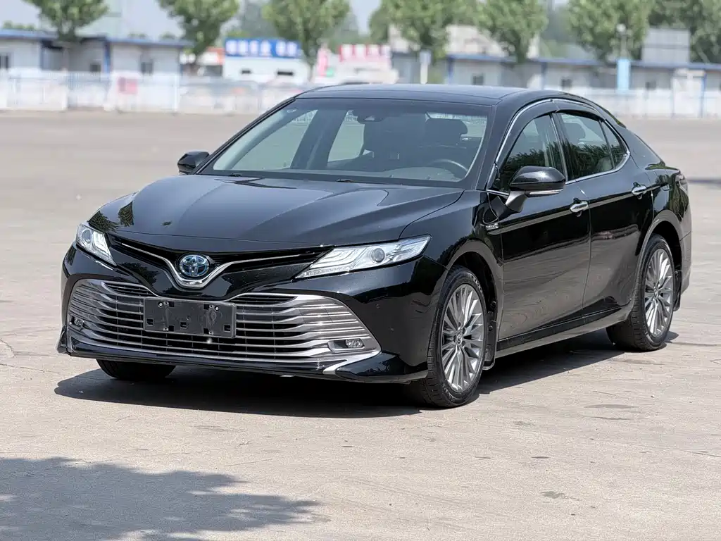 Toyota Camry 2019