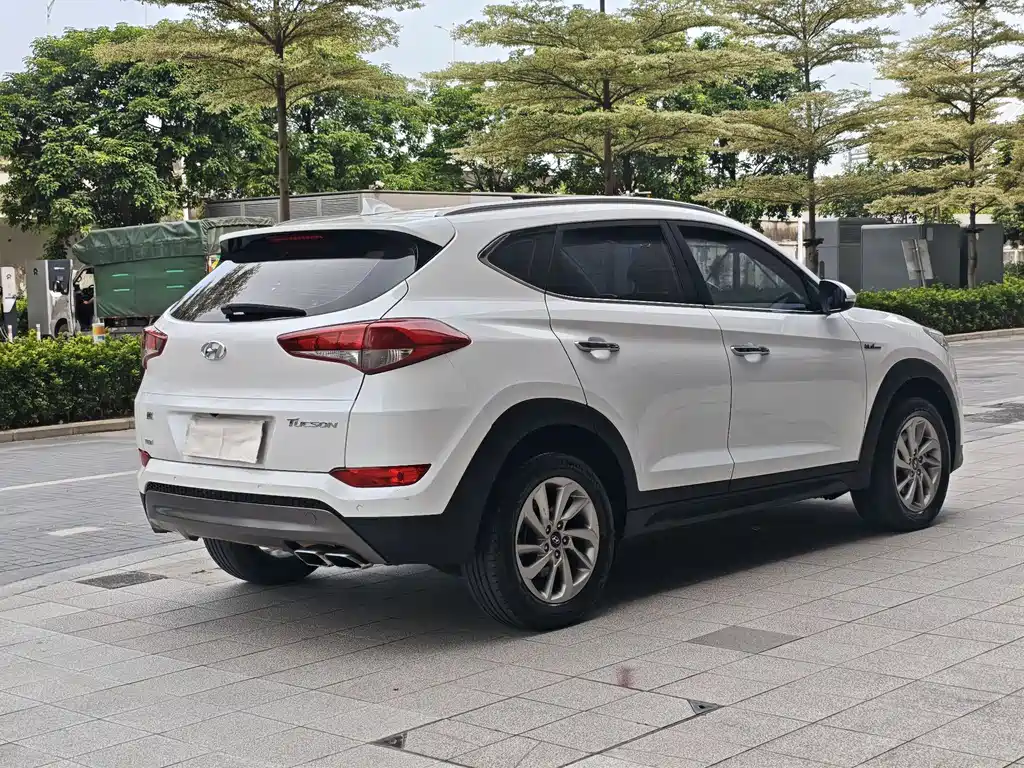 Hyundai Tucson 1.6T DCT 2WD Smart Type, фото 4