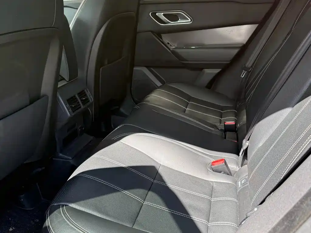 Land Rover Velar — миниатюра 6