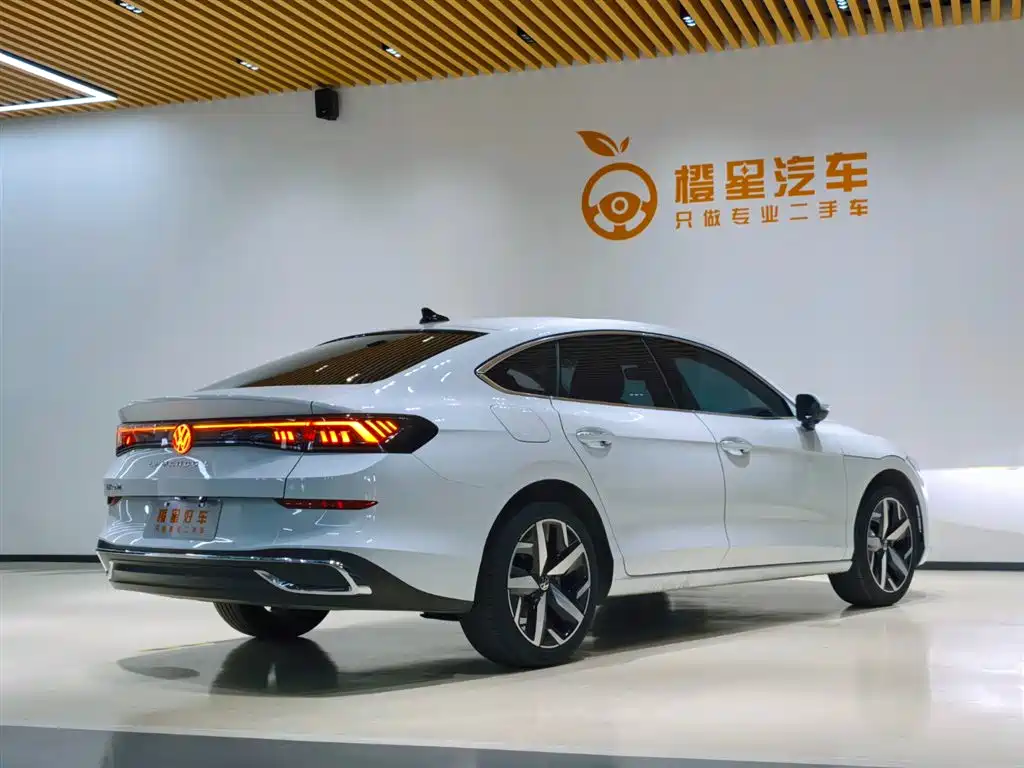 Volkswagen Lamando — миниатюра 5