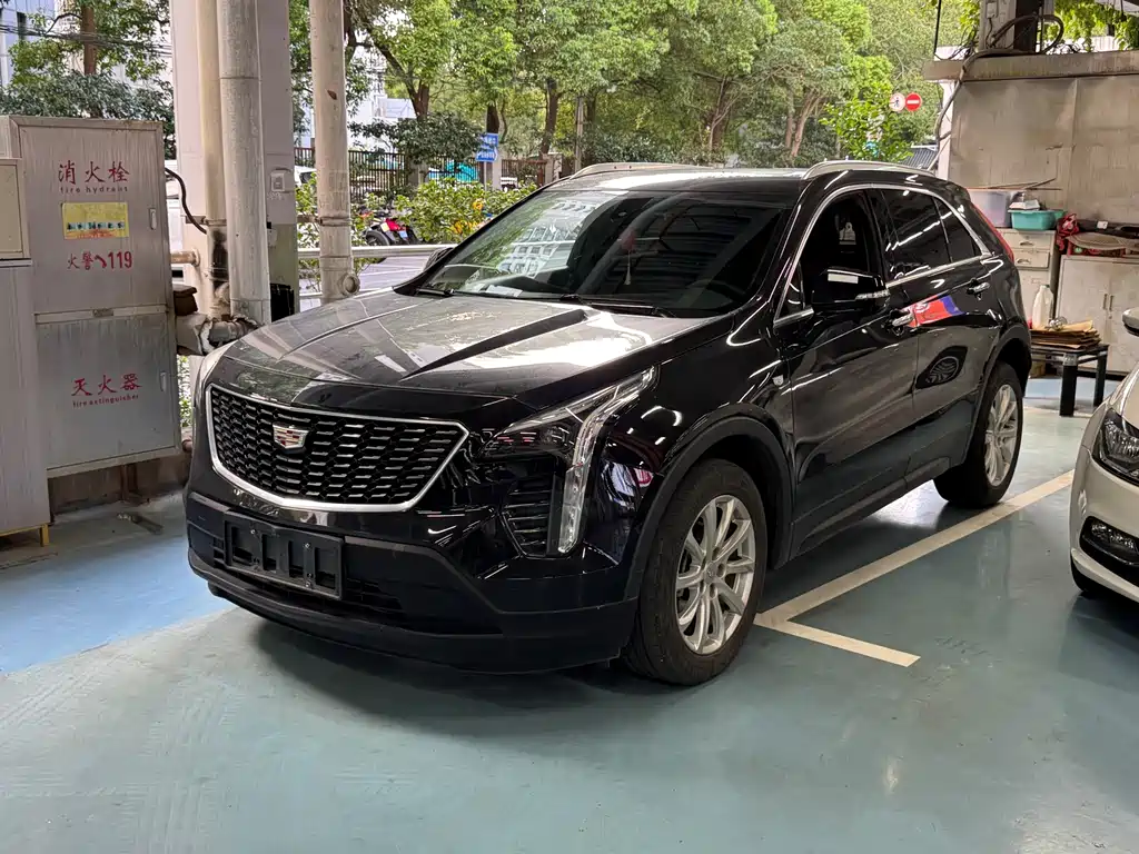 Cadillac XT4