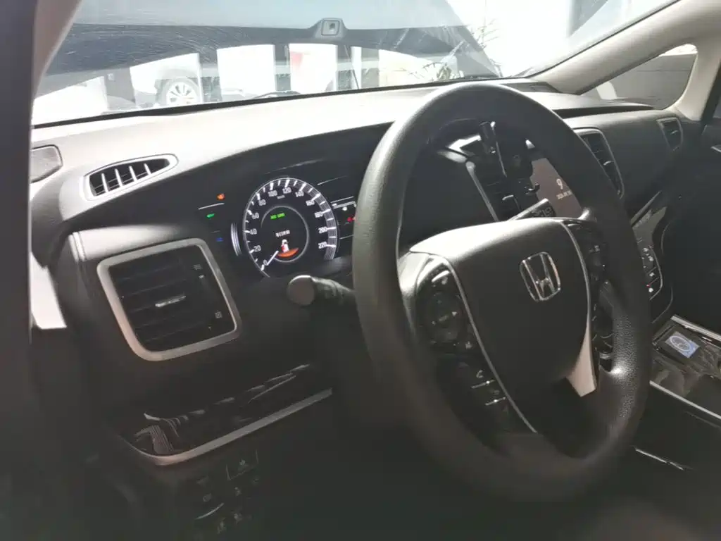 Honda Odyssey — миниатюра 10