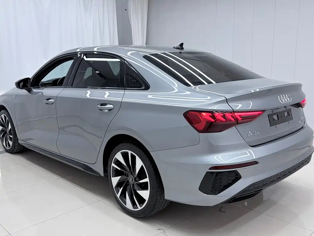 Audi A3 — миниатюра 4