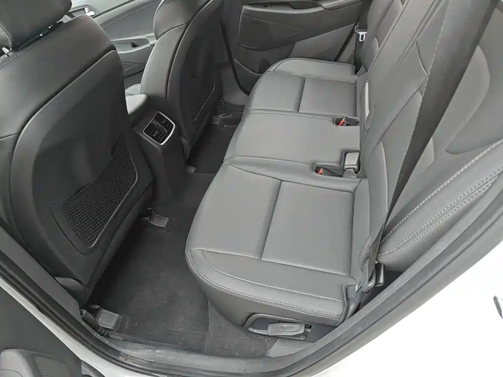 Hyundai Tucson — миниатюра 17