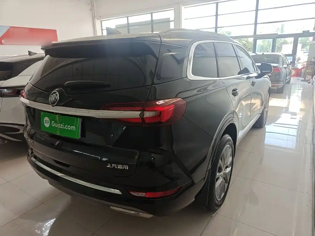 Buick Enclave — миниатюра 7