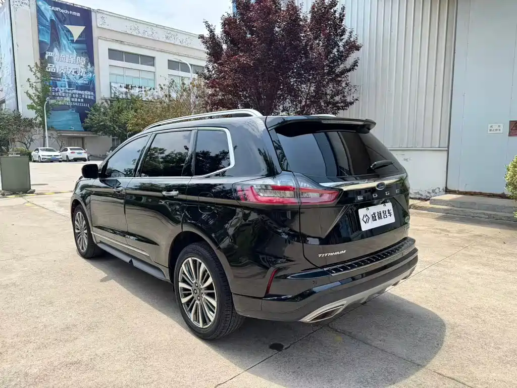 Ford Edge — миниатюра 9