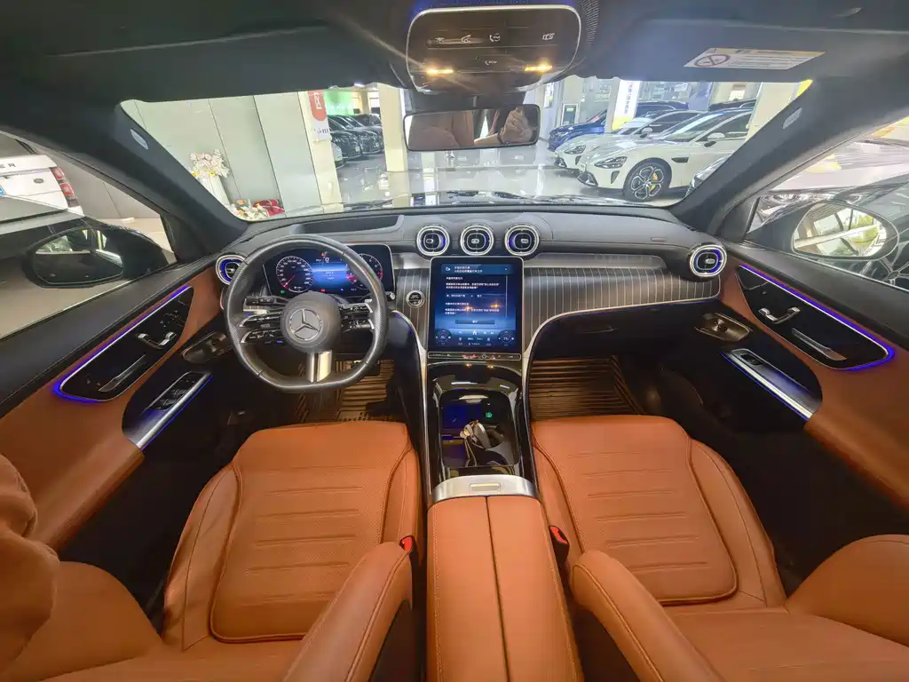 Mercedes-Benz GLC — миниатюра 12