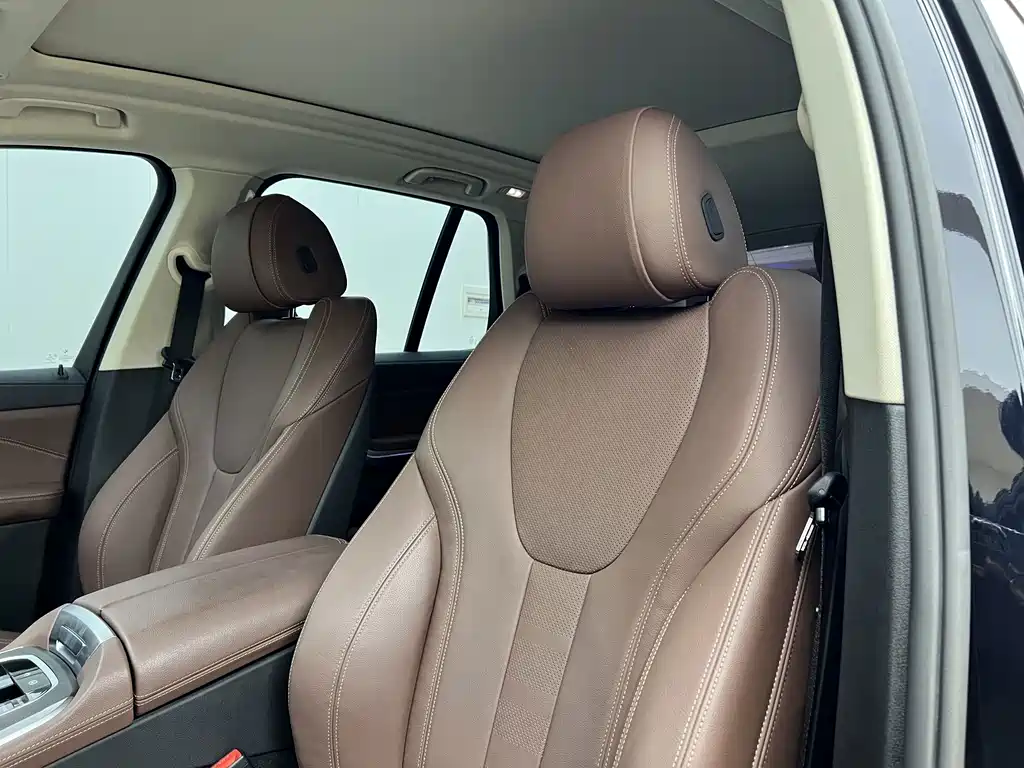 BMW X5 (Import) — миниатюра 7