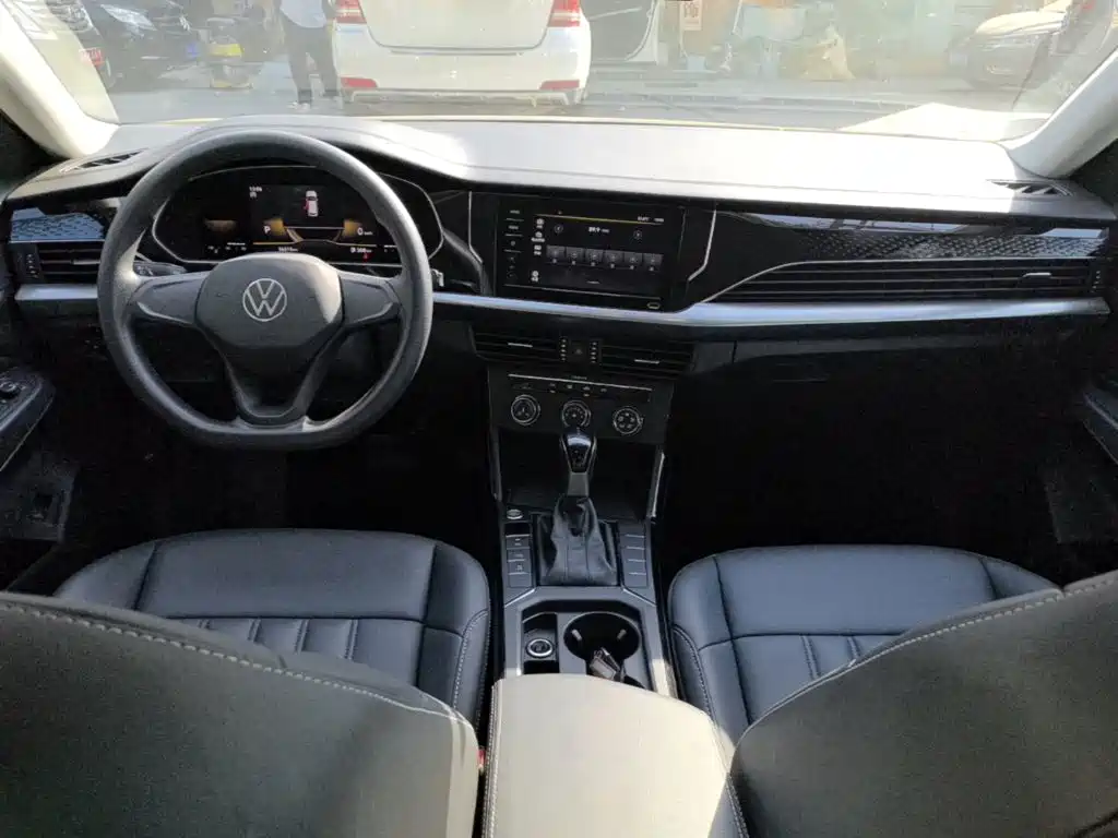 Volkswagen Passat — миниатюра 10
