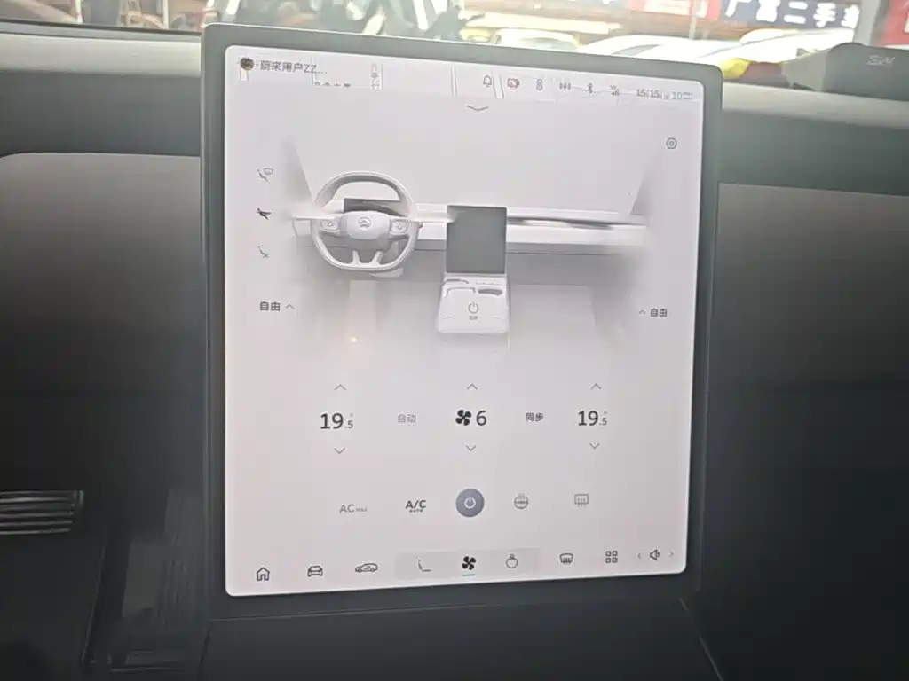 NIO ET5T — миниатюра 13