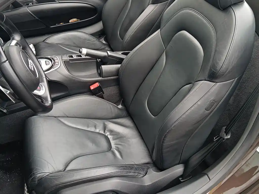 Audi R8 — миниатюра 9