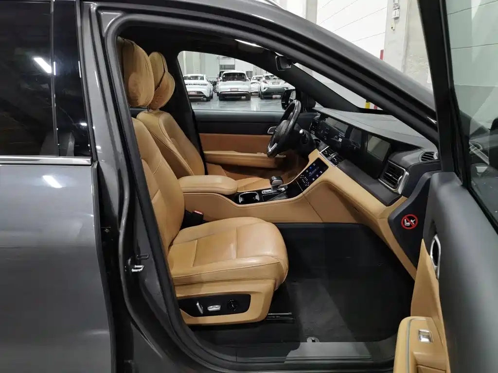 Li Auto Li ONE — миниатюра 23