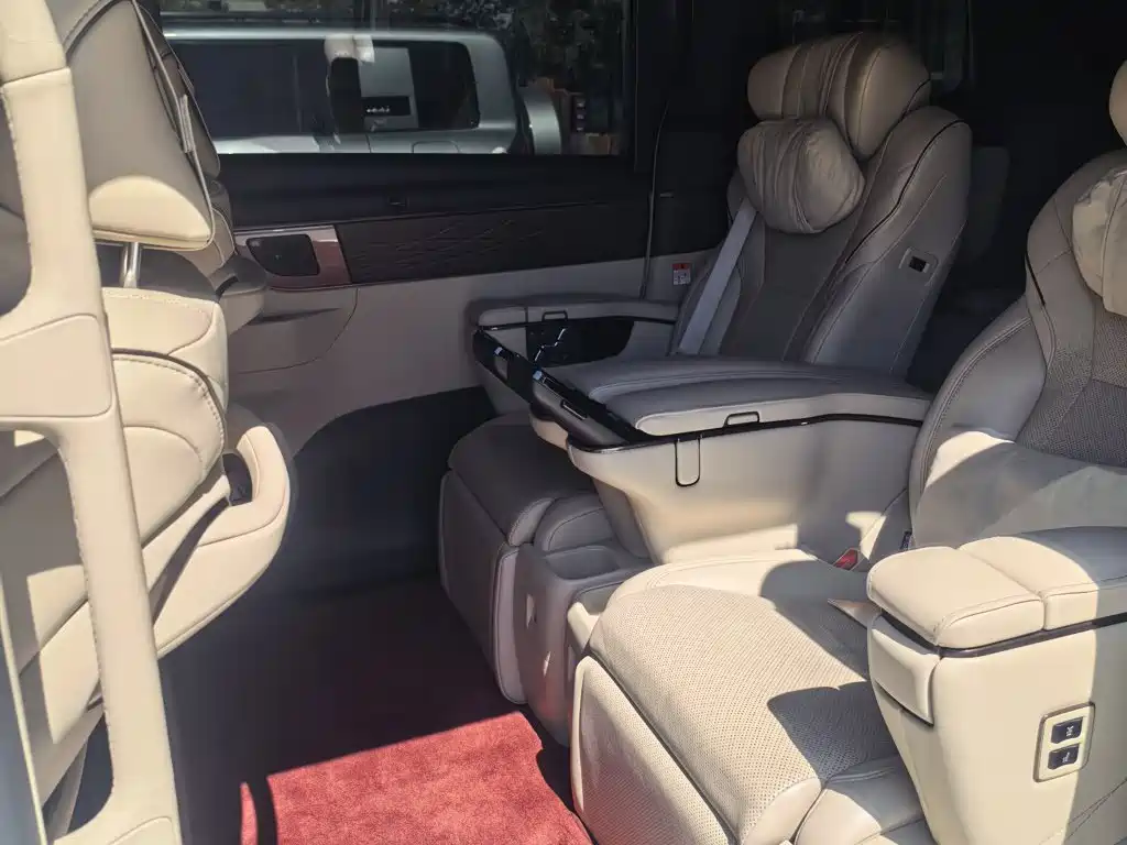 Toyota Vellfire — миниатюра 5