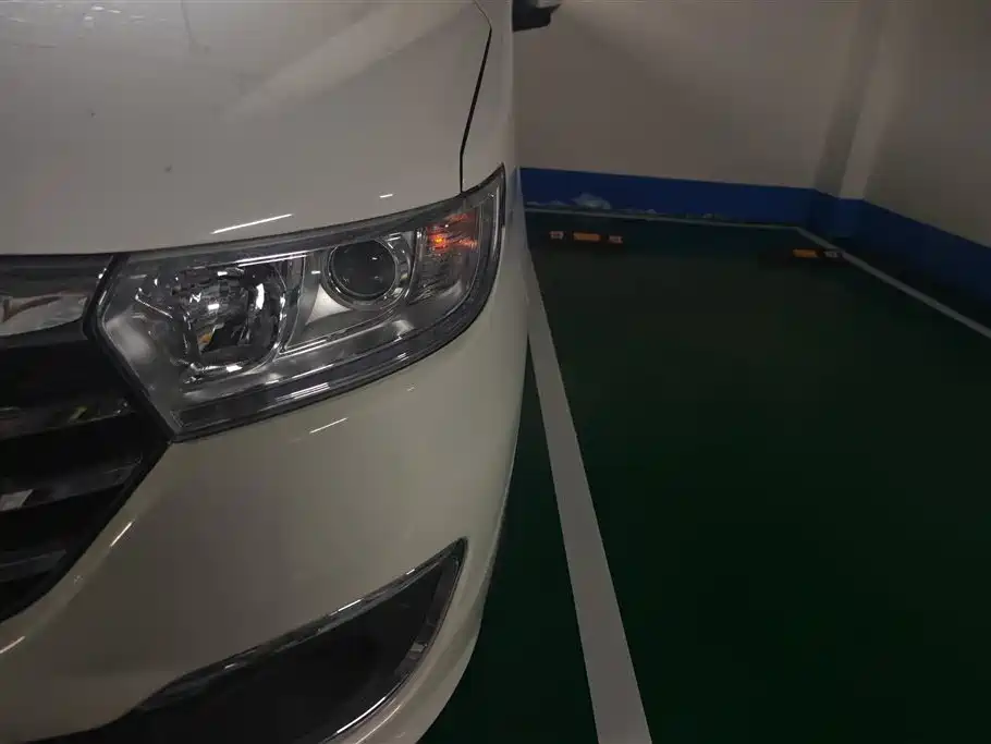 JAC RefineM3 M3 2025 1.5T MT Smart Connect 7/8 мест