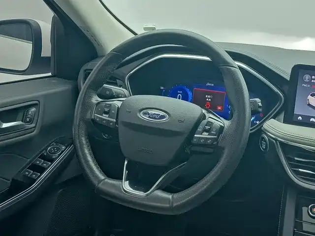 Ford Escape — миниатюра 12