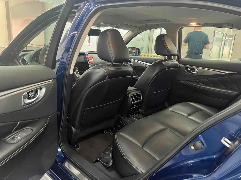 Infiniti Q50L — миниатюра 8