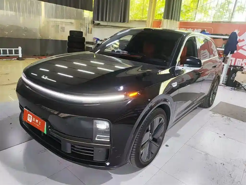 Li Auto Li L7 2025