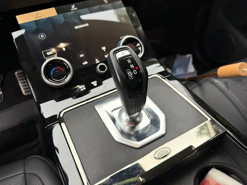 Land Rover Evoque — миниатюра 9
