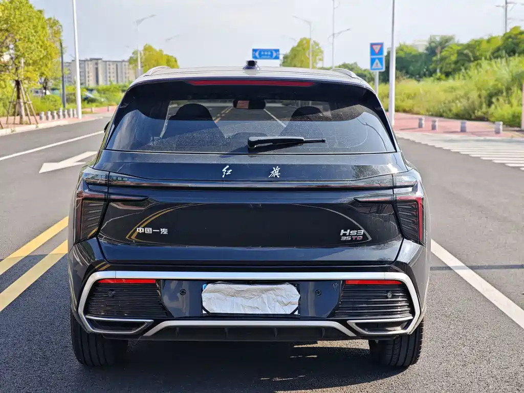 Hongqi Hongqi HS3 — миниатюра 8