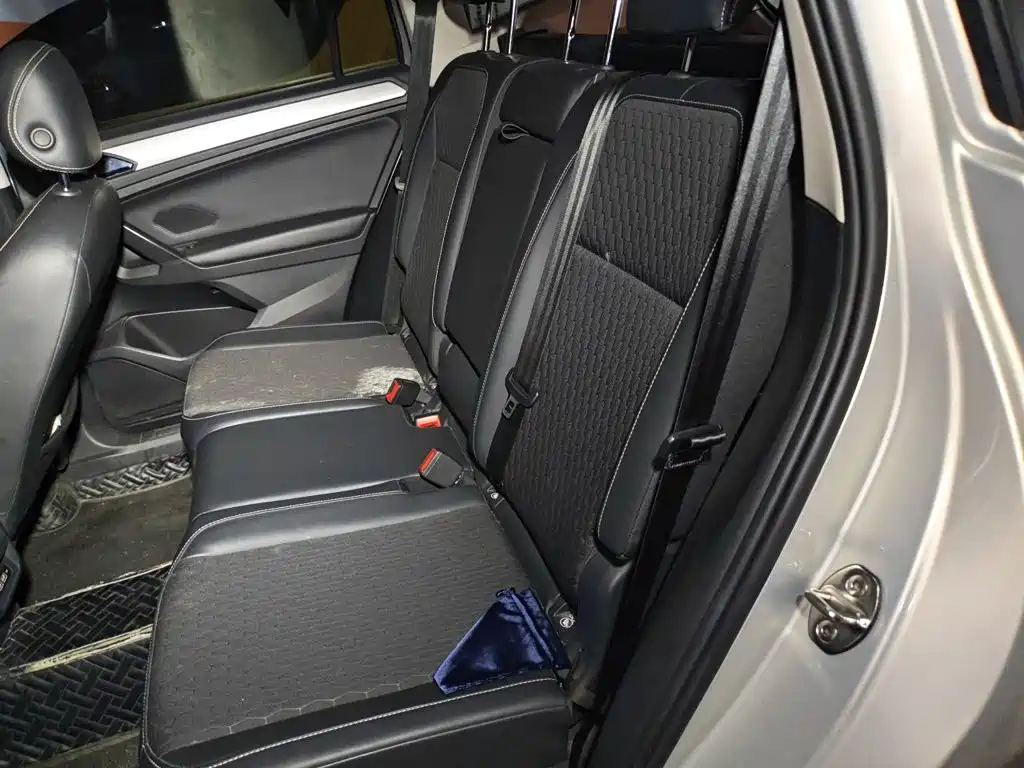 Volkswagen Tiguan L — миниатюра 15