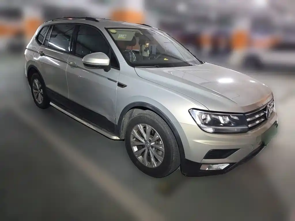 Volkswagen Tiguan L — миниатюра 24