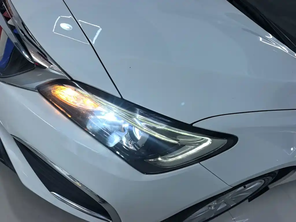 Buick Verano — миниатюра 24